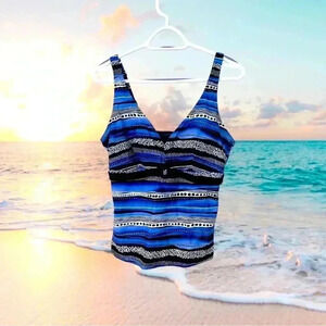 Silhouette Solution tankini  top w moulded cups, no wires, adjustable straps